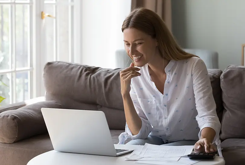 woman on laptop
