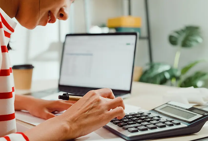 woman on laptop